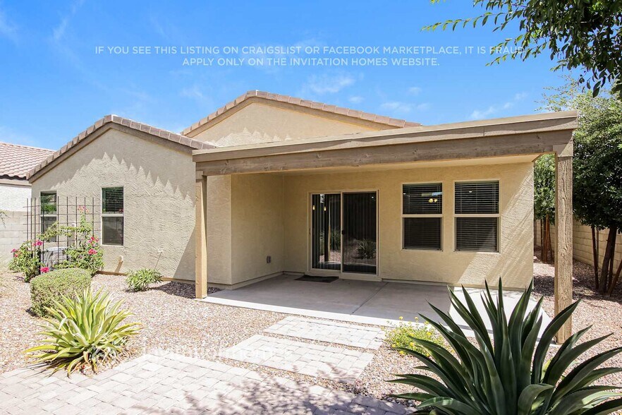 Building Photo - 2433 W Jessica Ln