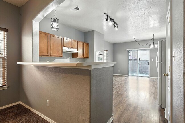 Building Photo - Move-In Ready 3 Bed / 2 Bath Home for Rent...