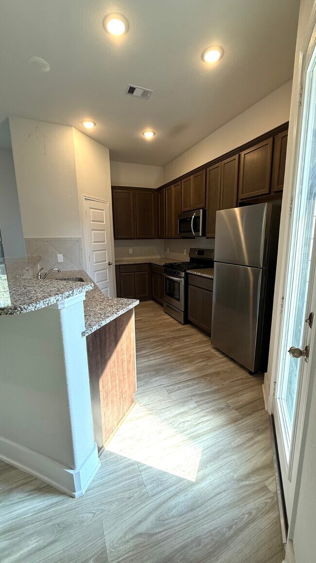 Building Photo - 4001 Cusco Ln