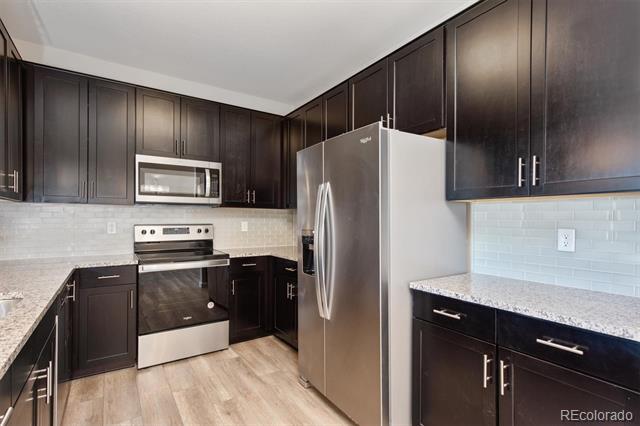 Building Photo - 15700 E Jamison Dr