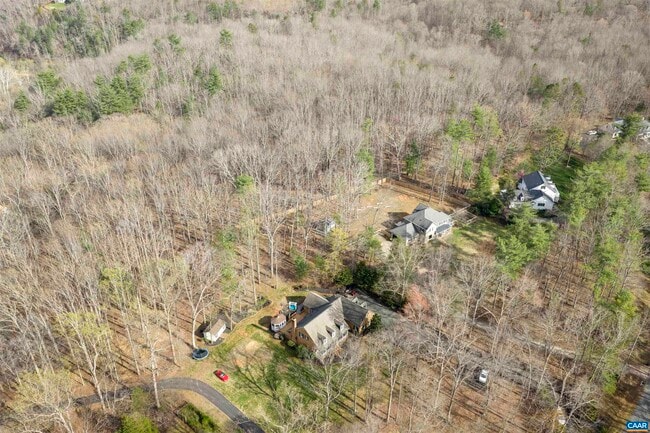 Building Photo - 3125 Beau Mont Farm Rd