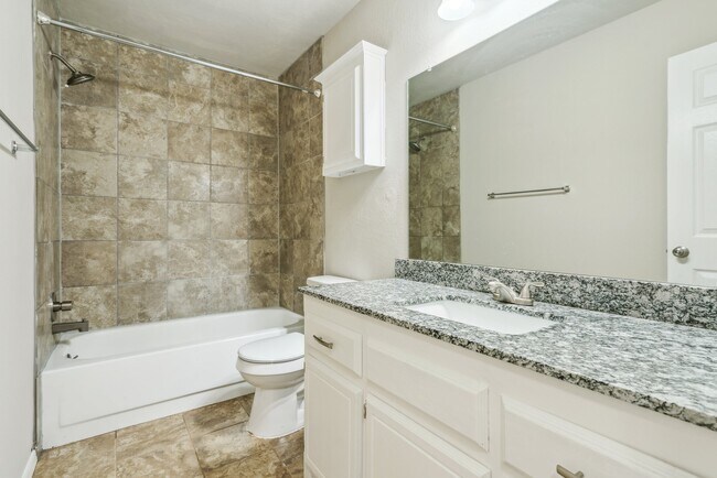 Building Photo - 12225 SW 14th St