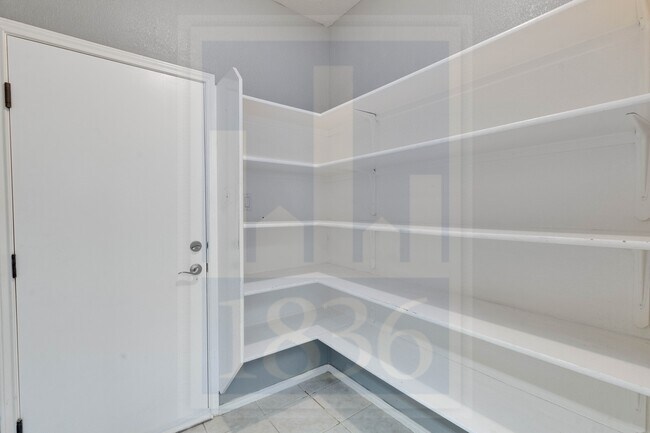 Building Photo - 11508 Staked Plains Dr