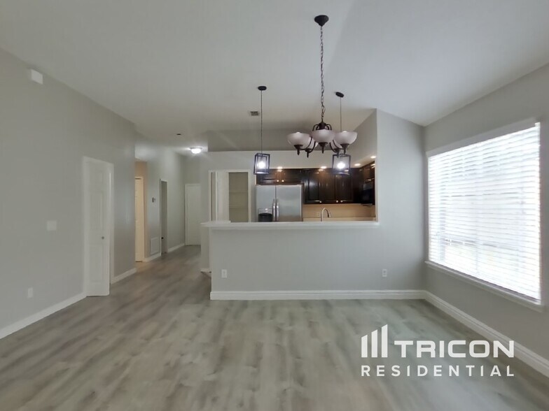 Building Photo - 7727 Mystic Point Ct W