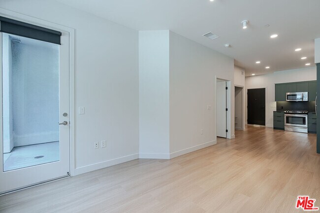 Building Photo - 10601 Washington Blvd