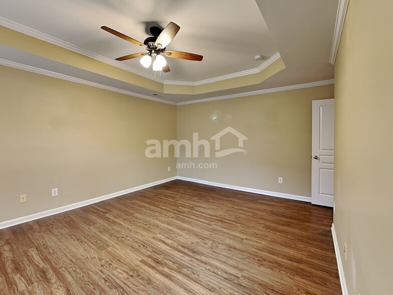 Building Photo - 3211 Whispernut Ln