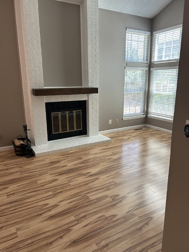 Building Photo - 7610 E Gunnison Pl