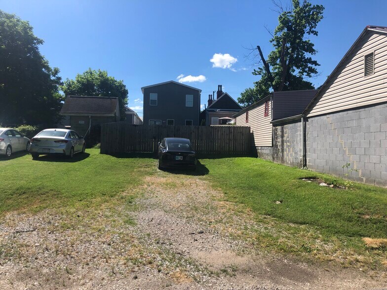 Building Photo - 1449 Mellwood Ave