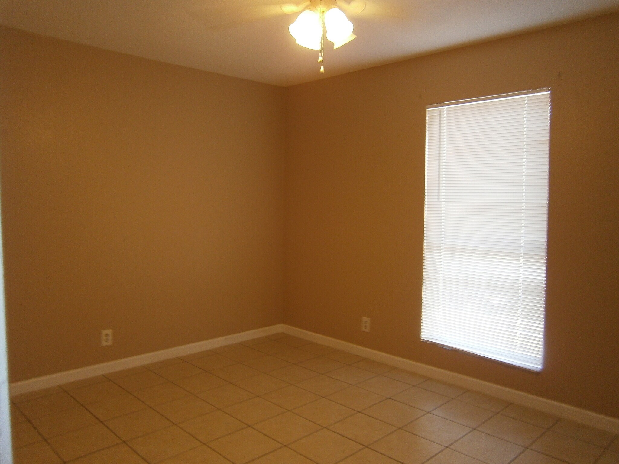 Building Photo - 7004 Aries Ln