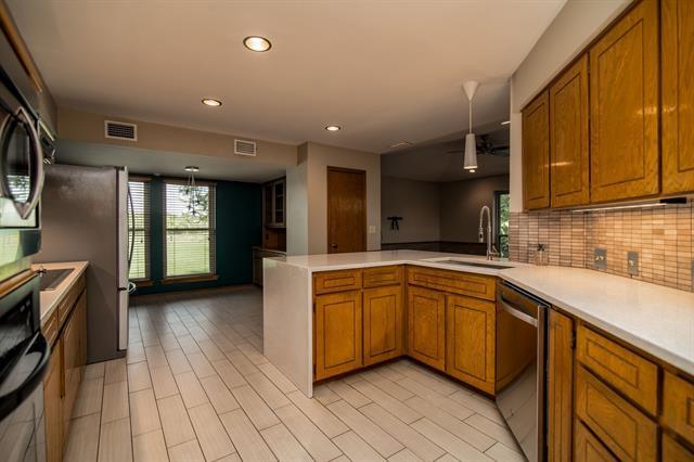 Building Photo - 1500 Idyllwild Dr