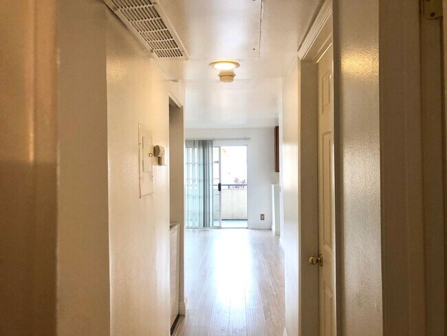 Building Photo - Coming Soon!! Live in the heart of Downtow...