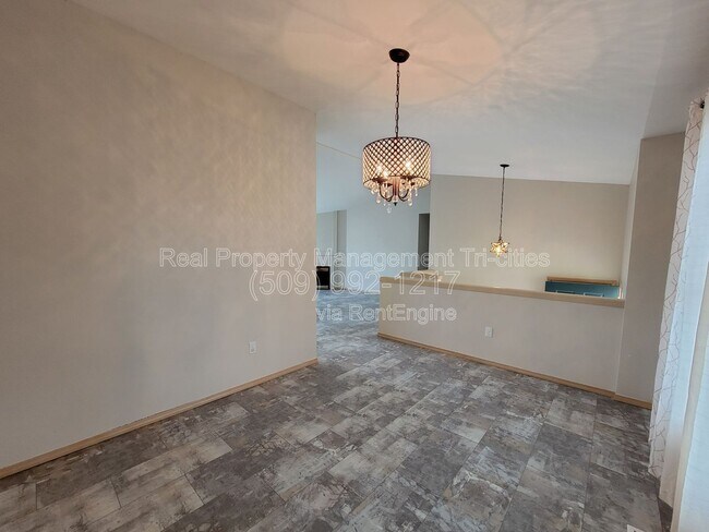 Building Photo - 2628 Scottsdale Pl