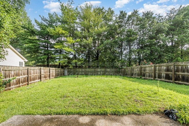 Building Photo - 108 Meridian Ct