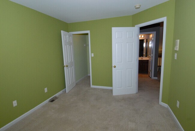 Building Photo - Wentzville/Lake St louis/St charles Area