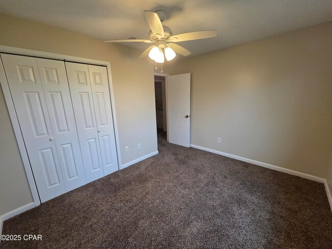 Building Photo - 1349 Riva Cir