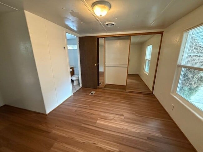Building Photo - 3 Bedroom 2 Bath Single Wide Mobile - Cont...