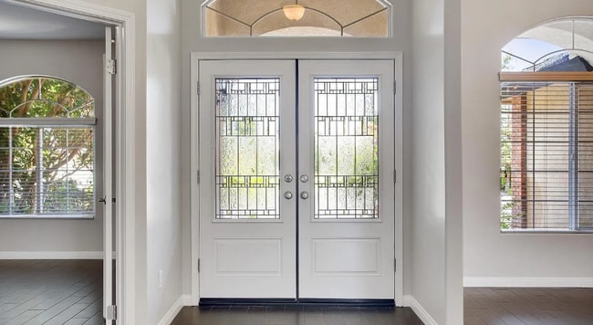 Building Photo - 5 Bedroom/3 Bath Home with Paid Solar System - $3295 Per month!