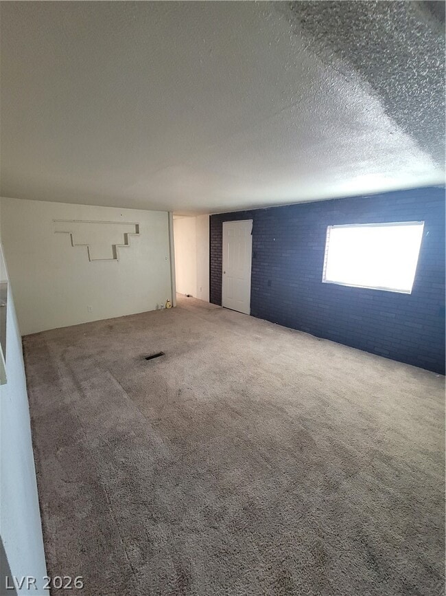 Building Photo - 1121 Pawnee Ln