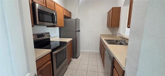 Building Photo - 6240 Contessa Dr