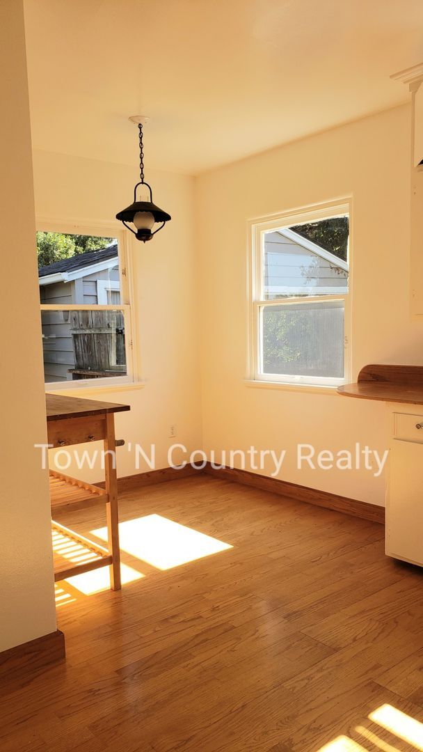 Building Photo - Charming 3-Bedroom Home in South Salinas –...