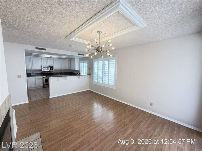 Building Photo - Beautiful Home with Private Balcony, Fireplace & Granite Kitchen