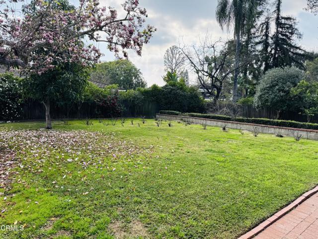 Building Photo - 1305 Bedford Rd