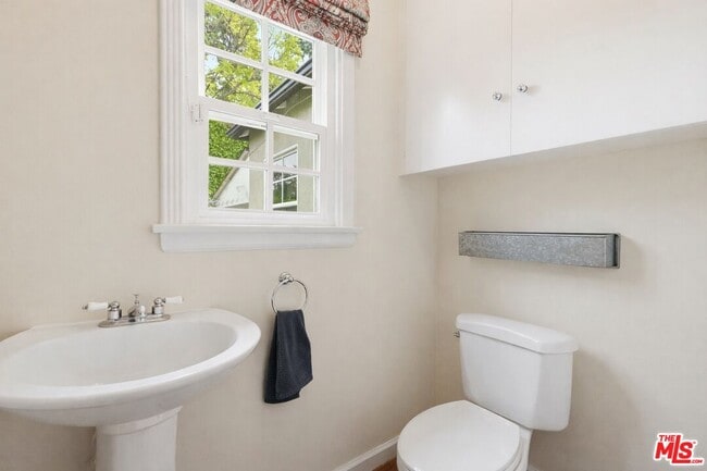 Building Photo - 11333 Berwick St