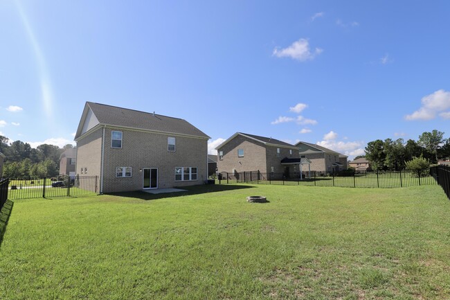 Building Photo - 500 Kittiwake Ln