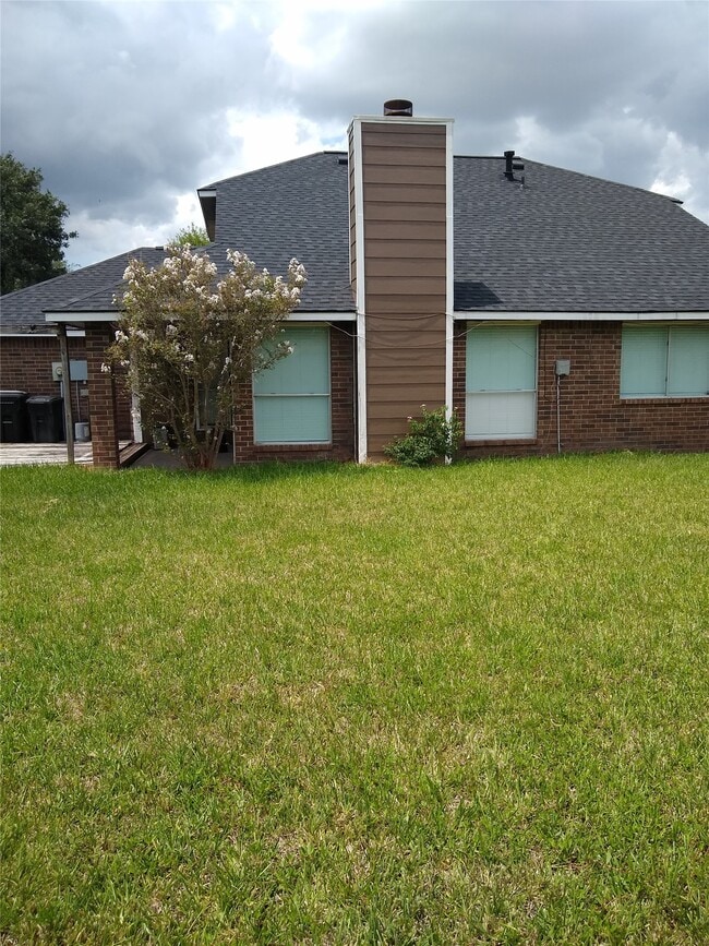 Building Photo - 13507 Somersworth Dr