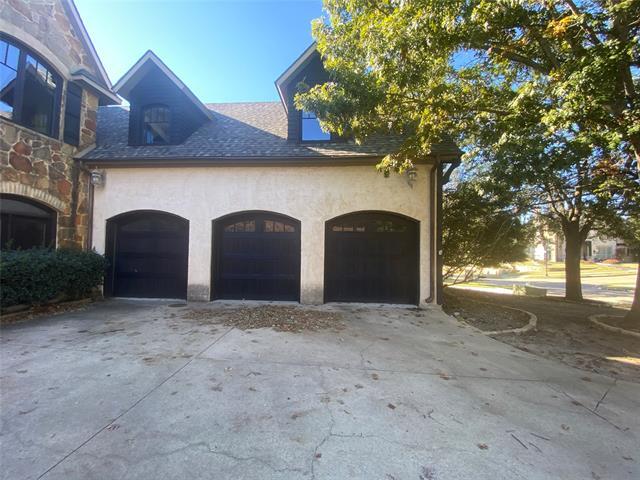 Building Photo - 14 Tennis Village Dr