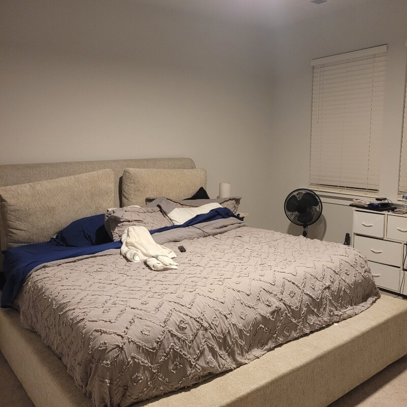 Building Photo - 201 Denham St