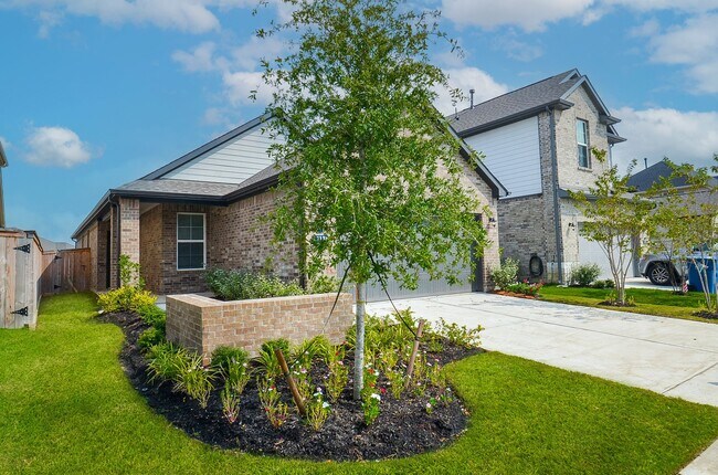 Building Photo - 21138 Staked Plains Dr