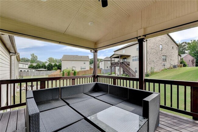 Building Photo - 2205 Copperfield Dr