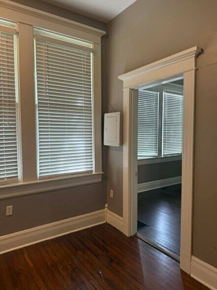 Building Photo - 1425 13th St S