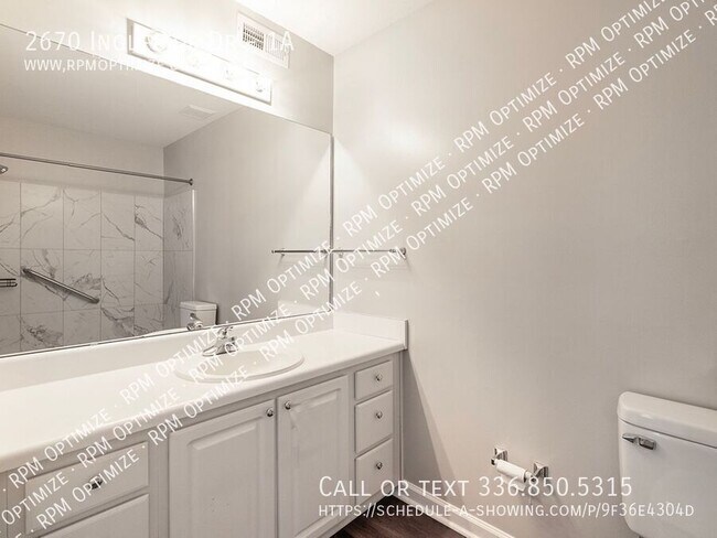 Building Photo - 2670 Ingleside Dr