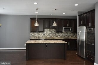 Building Photo - 4 Stonehaven Cir