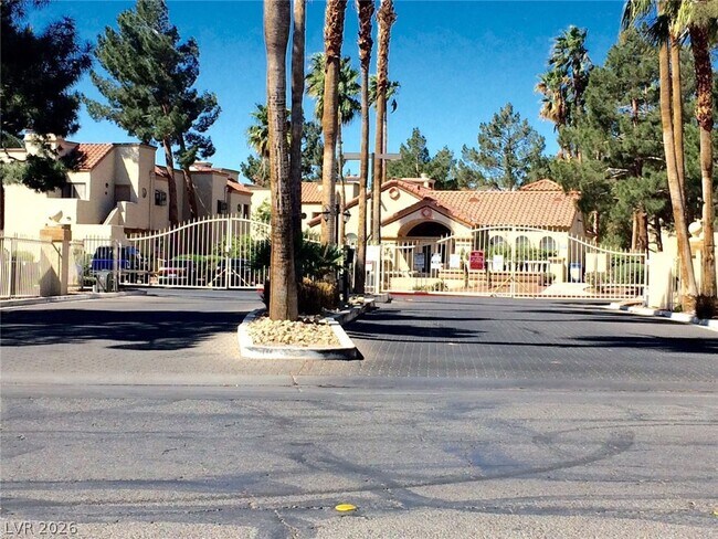 Building Photo - 2979 Juniper Hills Blvd