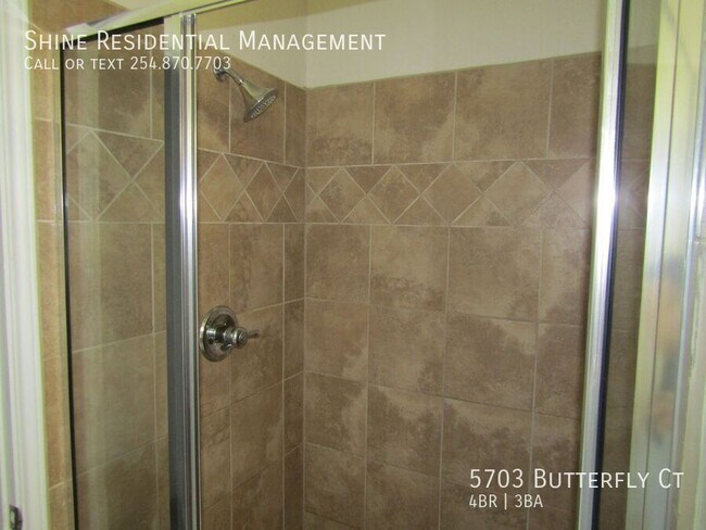 Building Photo - 5703 Butterfly Ct