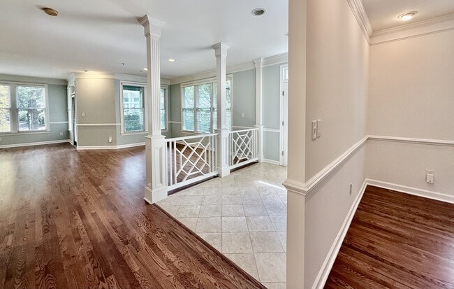 Building Photo - 402 Presque Isle Ln
