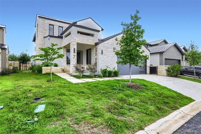 Building Photo - 7 Denbury Glen