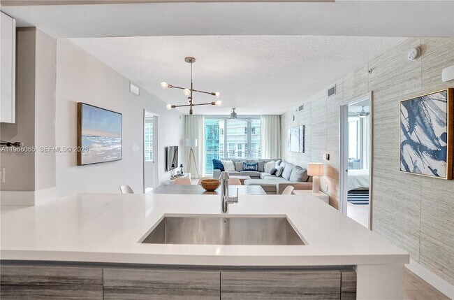 Building Photo - 300 Sunny Isles Blvd