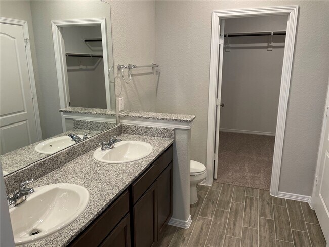 Building Photo - 24807 Oakheath Arbor Ln