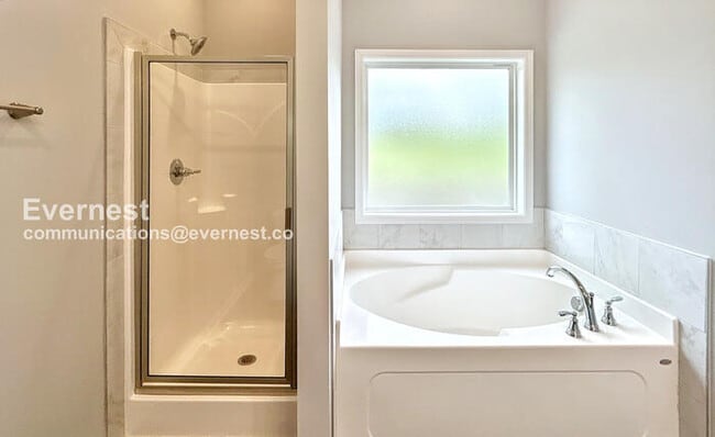 Building Photo - 1025 Echo Rdg Rd