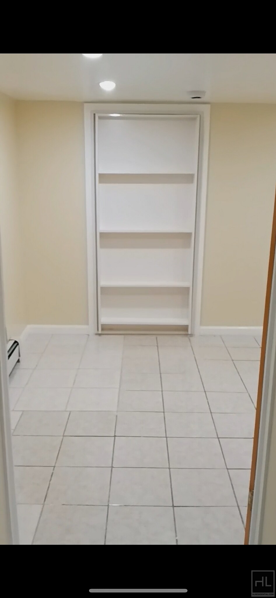 Building Photo - Studio Apartment In Renovated Two Family B...