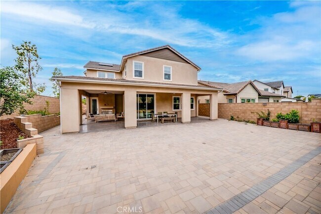 Building Photo - 32391 Harvest Dr