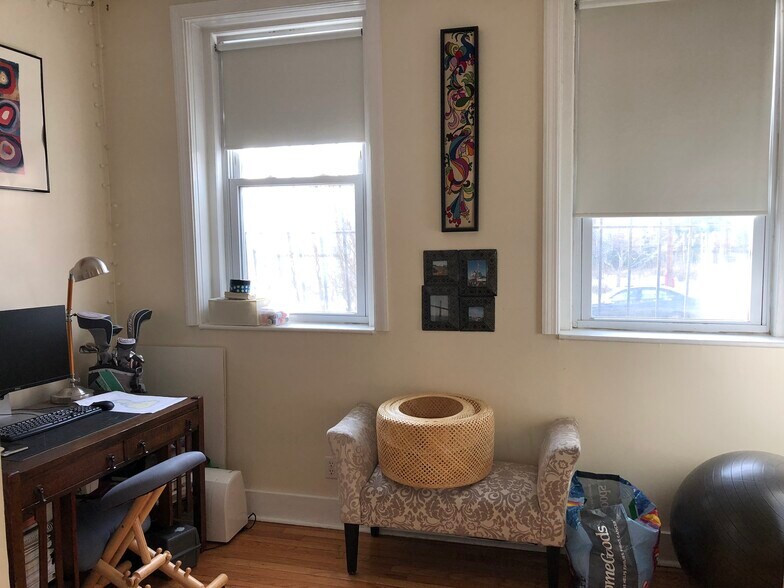 Building Photo - 246 S Huntington Ave