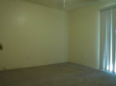 Building Photo - 1850 Hile Ave