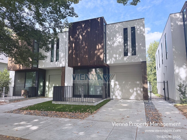 Building Photo - 1513 D St