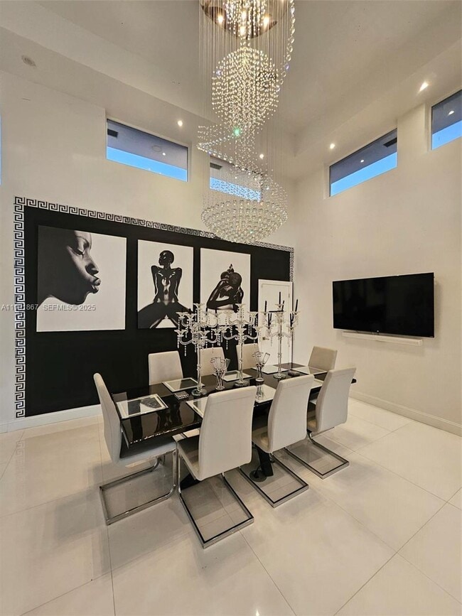 Building Photo - 6003 Umbrella Tree Ln