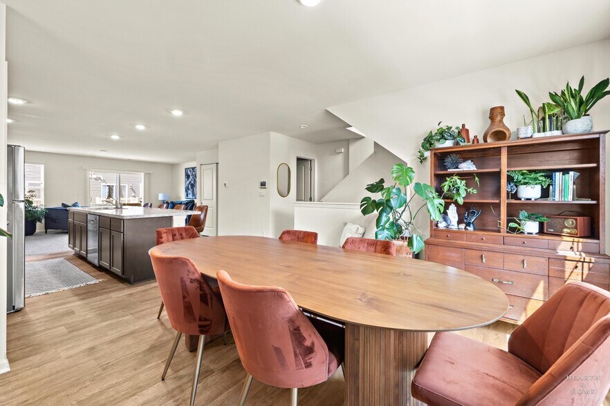 Dining Furnished View 2 - 6550 Linden Trl